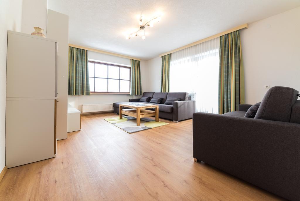 Apart Steiner Apartment Щрас им Цилертал Екстериор снимка