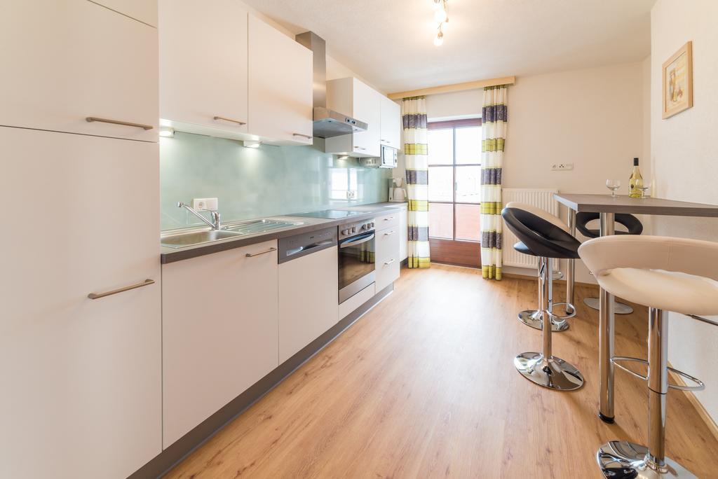 Apart Steiner Apartment Щрас им Цилертал Екстериор снимка