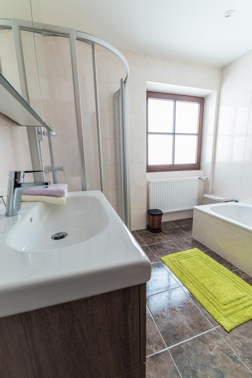 Apart Steiner Apartment Щрас им Цилертал Екстериор снимка