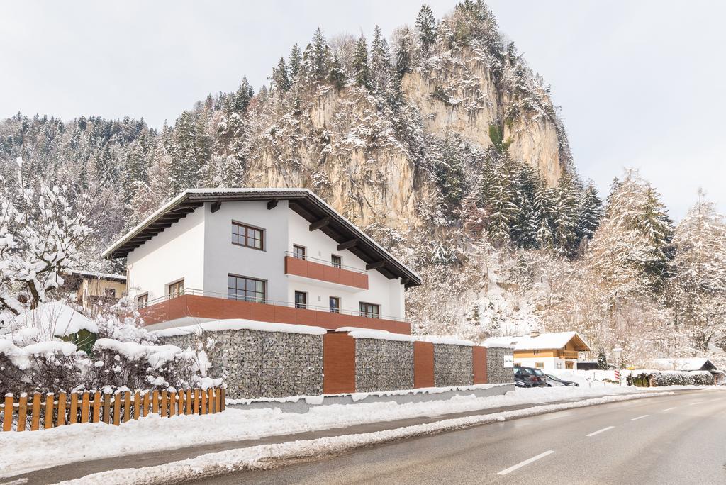 Apart Steiner Apartment Щрас им Цилертал Екстериор снимка